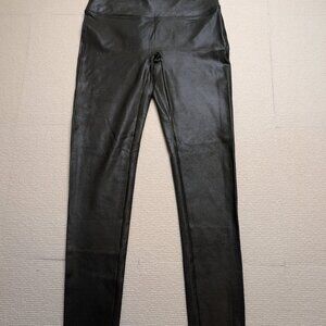 Spanx olive green faux leather leggings - size Large - slimming shapewear